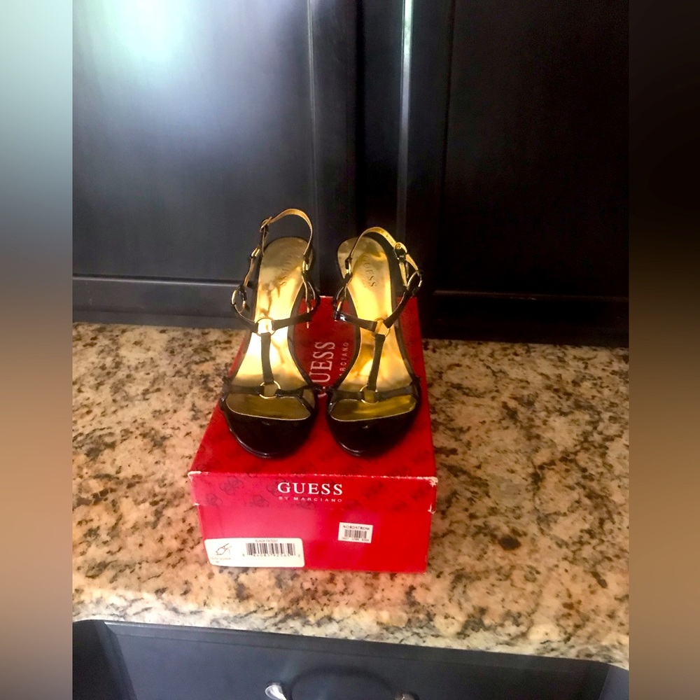 Guess black and gold heels